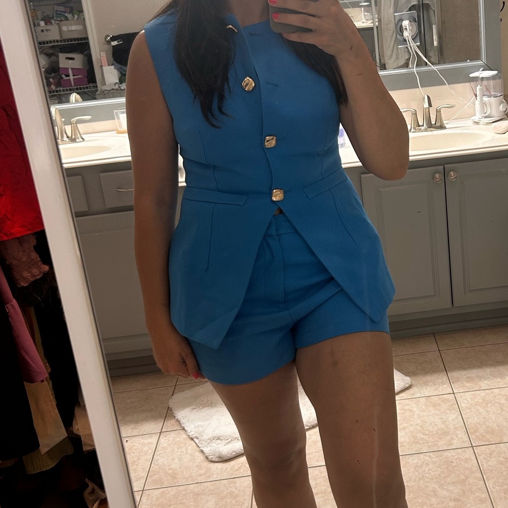 Commense Peplum Blue Buttoned Top
